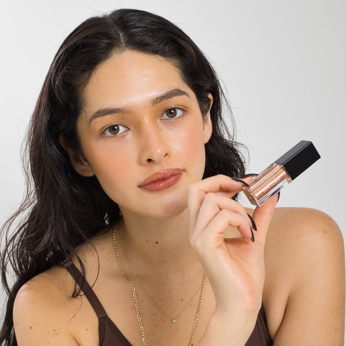 Vegan Liquid Shimmer Eyeshadow - Shimmery and Long-lasting Berla Beauty